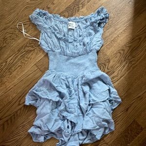 blue , size 4 , hardky warn